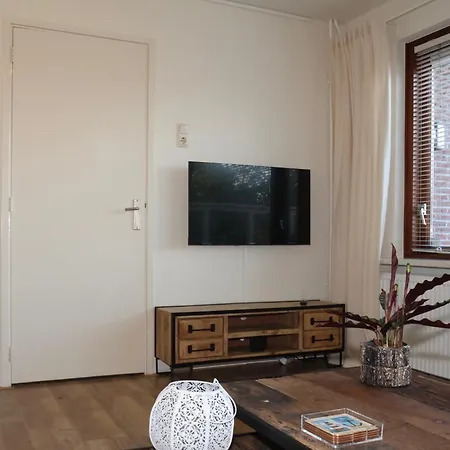 شقة Vakantiewoning 'de Fem' *